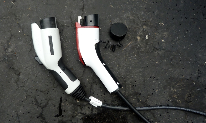 Volkswagen Golf / Rabbit / GTI Photos: EV chargers
