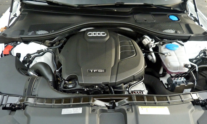 Audi A6 / S6 / RS6 Photos: Audi A6 2.0T engine