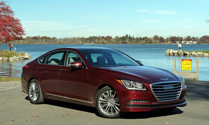 Genesis Reviews: Hyundai Genesis front quarter view