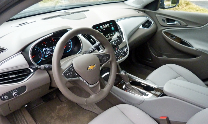 Malibu Reviews: Chevrolet Malibu interior