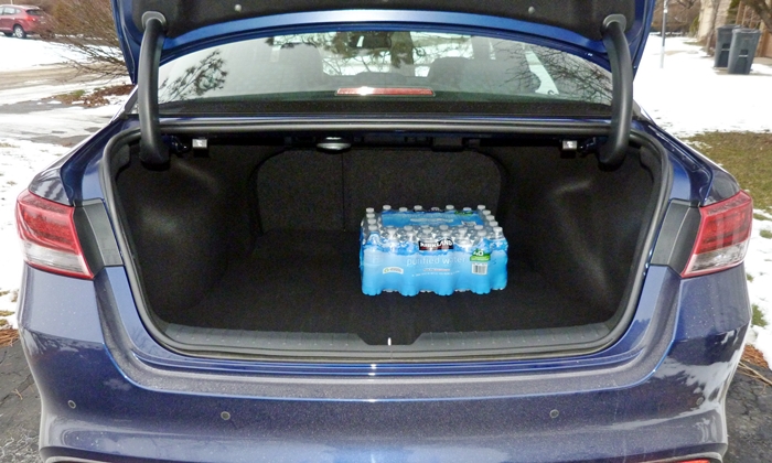 Optima Reviews: Kia Optima trunk