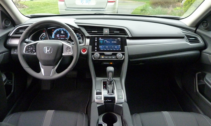 Honda Civic Photos: 2016 Honda Civic instrument panel full
