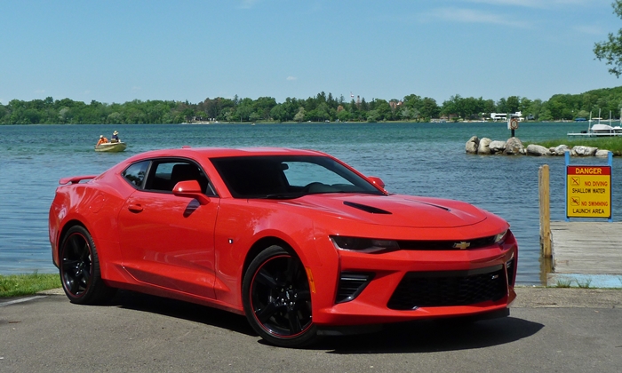 Chevrolet Camaro front quarter view