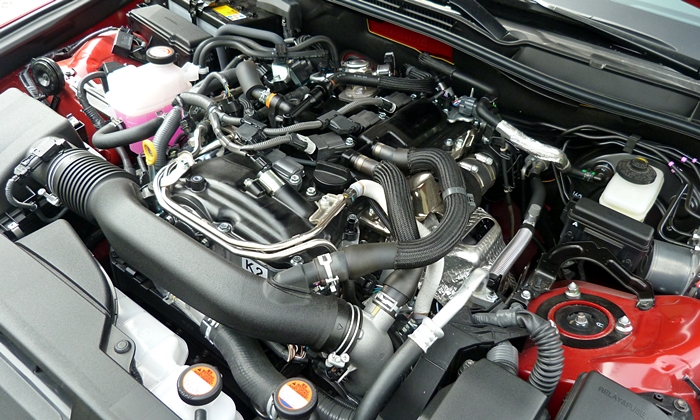 Lexus IS Photos: Lexus IS 200t engine uncovered