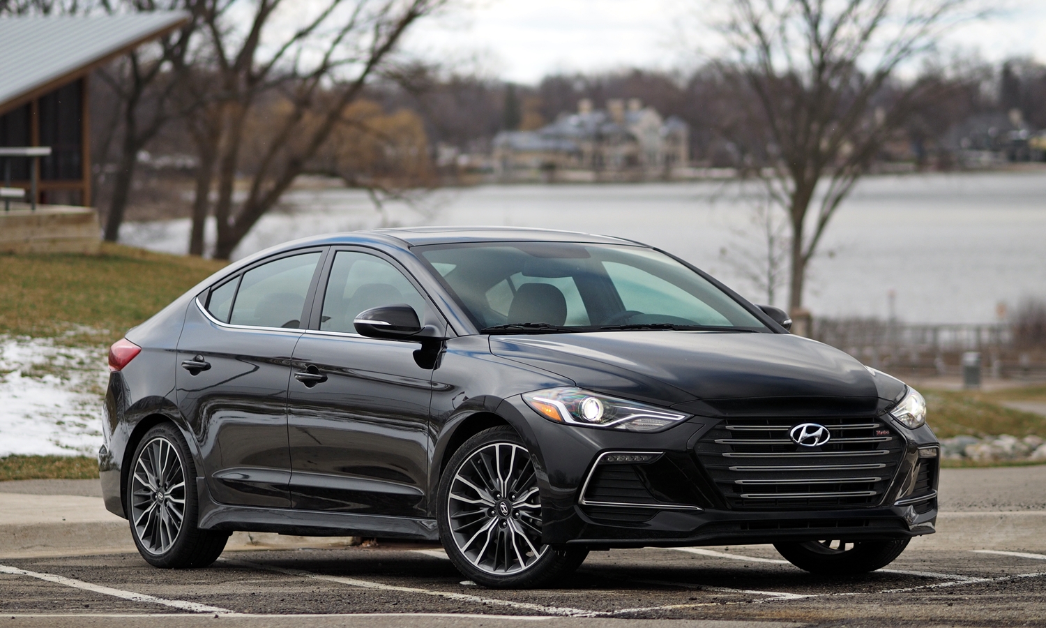 2017 Hyundai Elantra Sport front quarter view