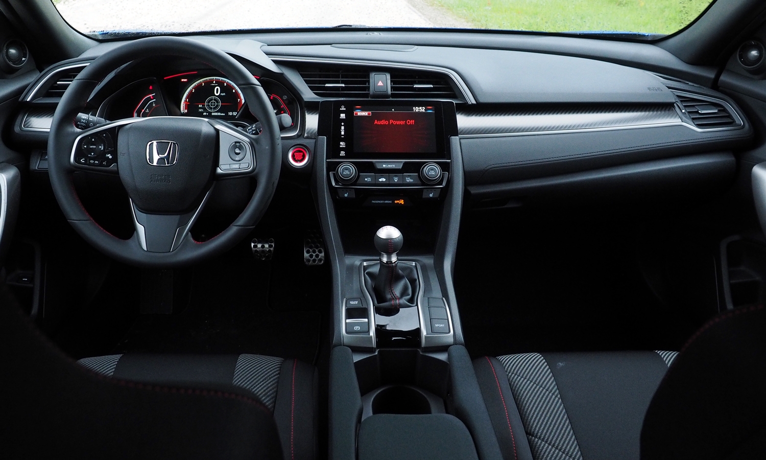 Hyundai Elantra GT Photos: Honda Civic Si instrument panel full width