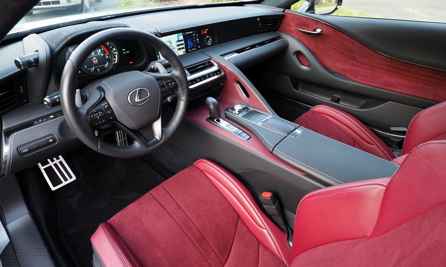 LC Reviews: Lexus LC 500 interior