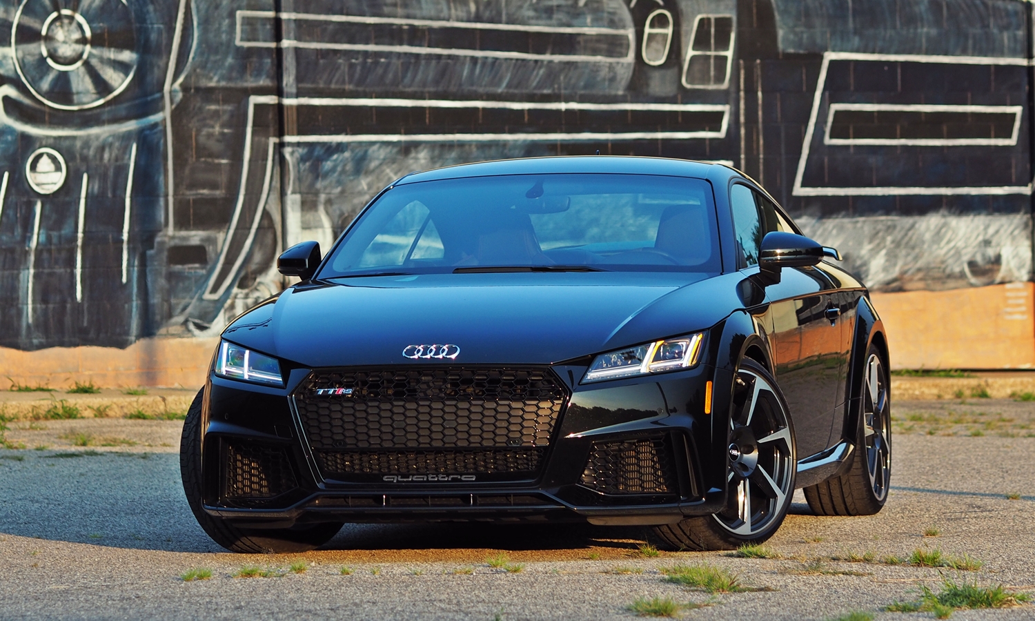 TT Reviews: Audi TT RS front view