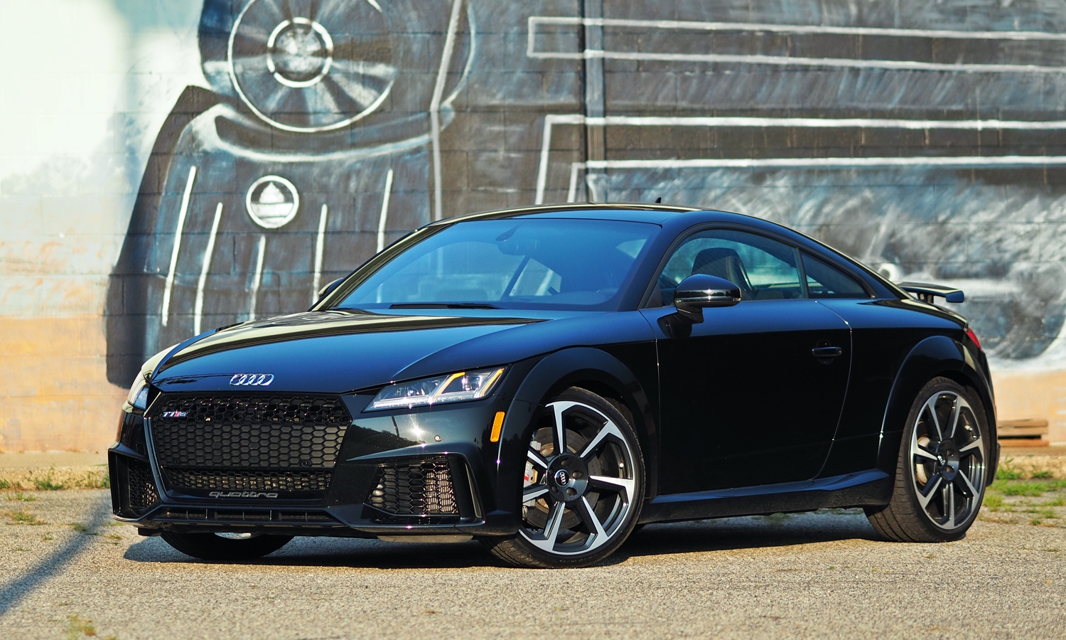 Audi TT RS front quarter view