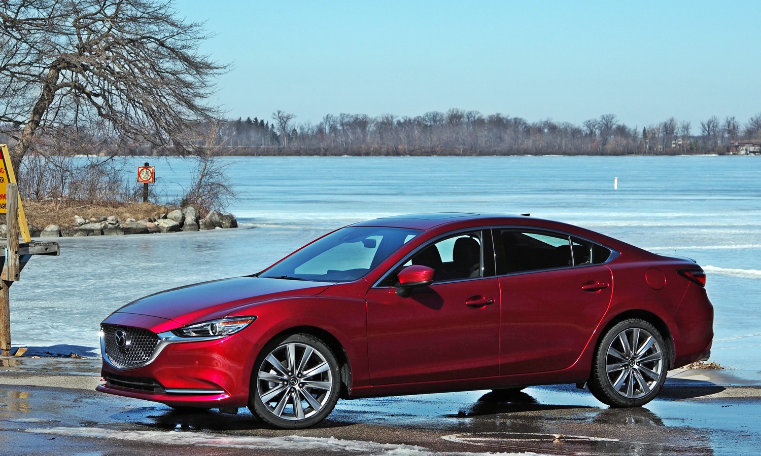 Mazda6 Reviews: Mazda6 front quarter view
