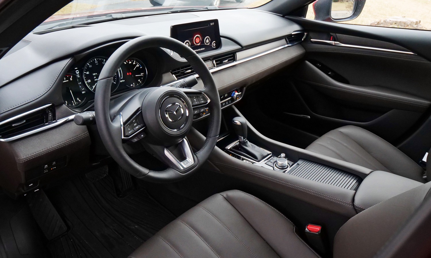 Mazda6 Reviews: Mazda6 Signature interior