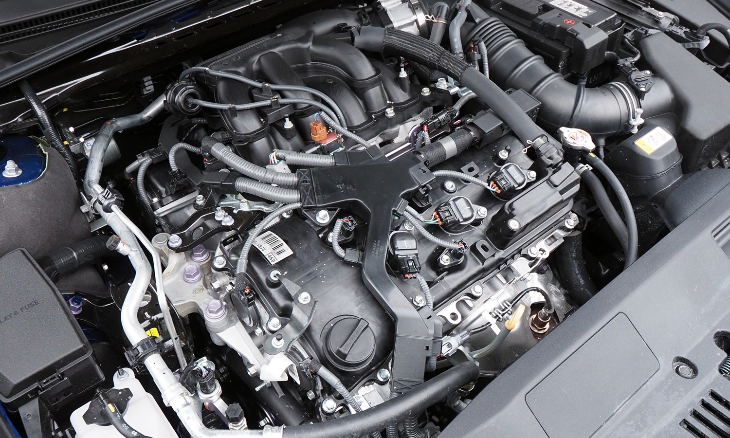 Lexus ES Photos: Lexus ES 350 F Sport engine uncovered