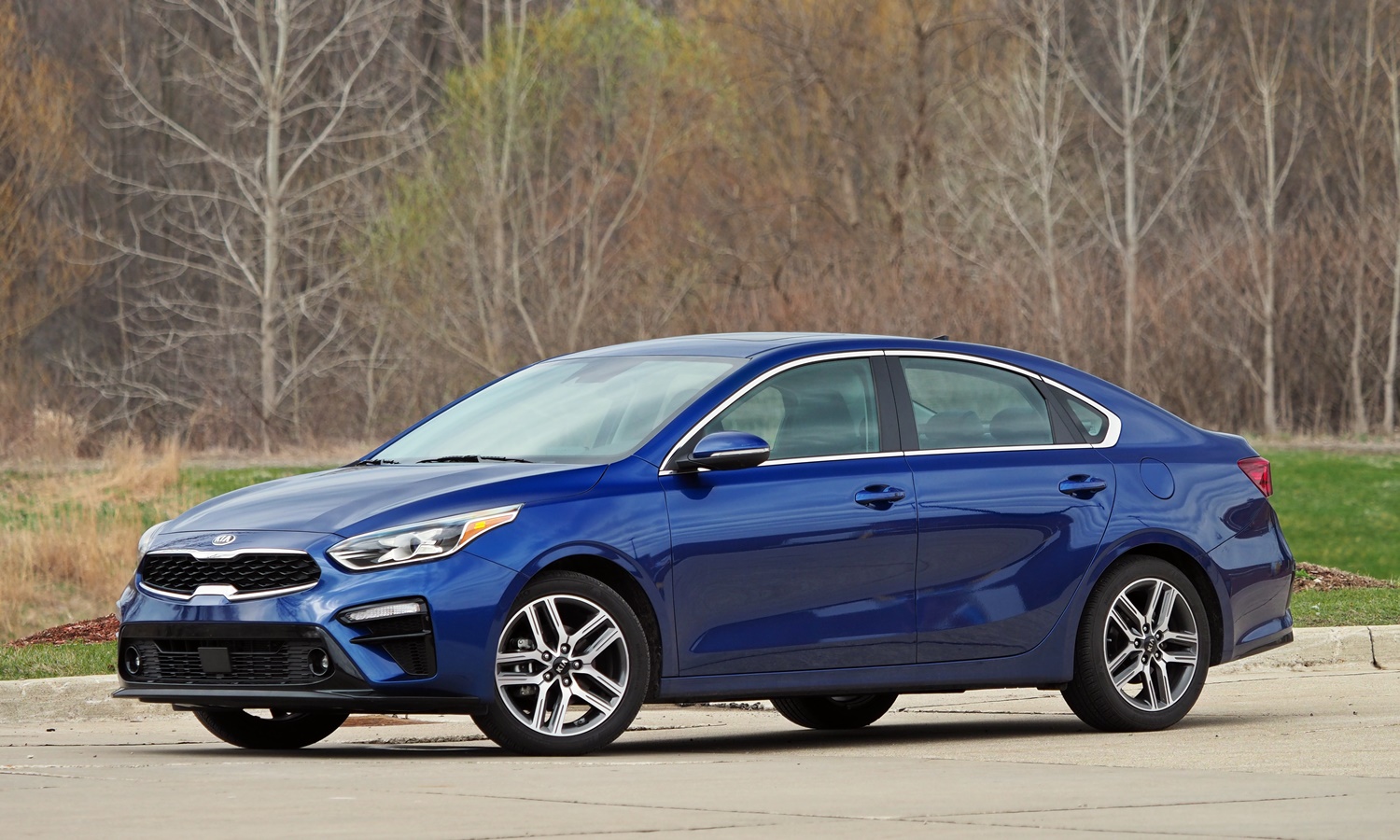 Kia Forte front quarter view