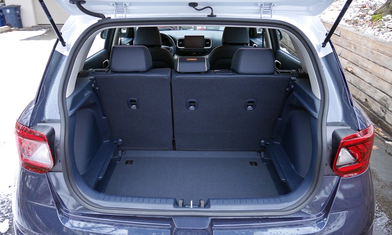 Venue Reviews: Hyundai Venue cargo area