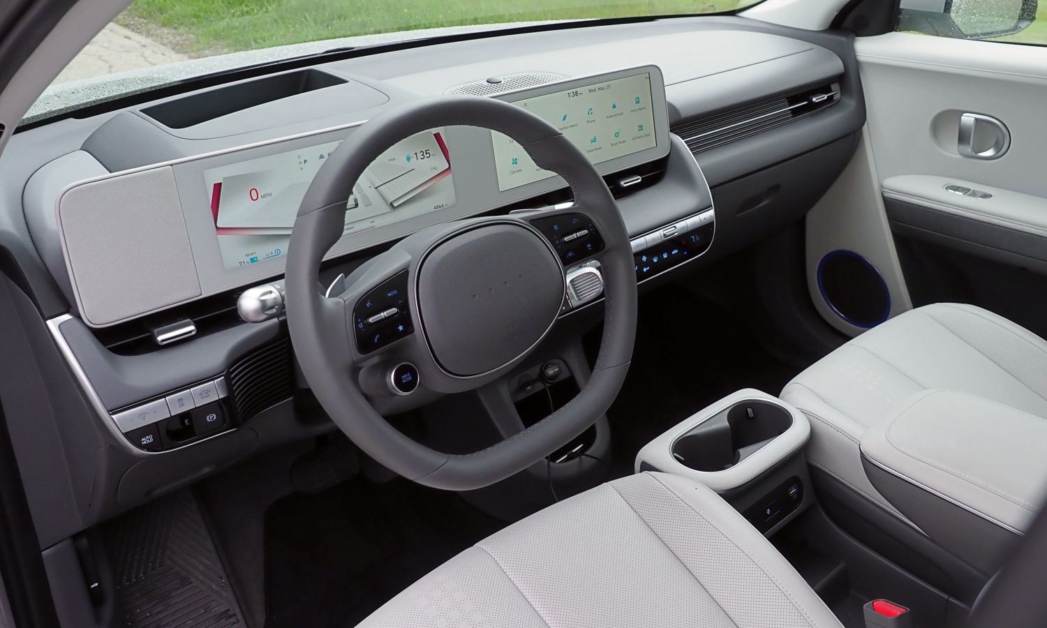 Ioniq 5 Reviews: Hyundai Ioniq 5 interior