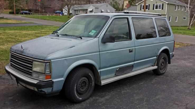 plymouth grand voyager 1989