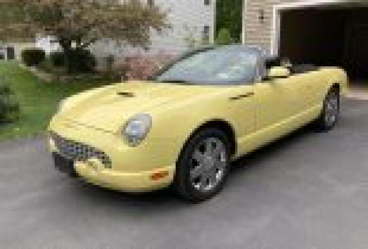 2001 Ford Thunderbird, Inspiration Yellow.
14,500 miles July 2022.