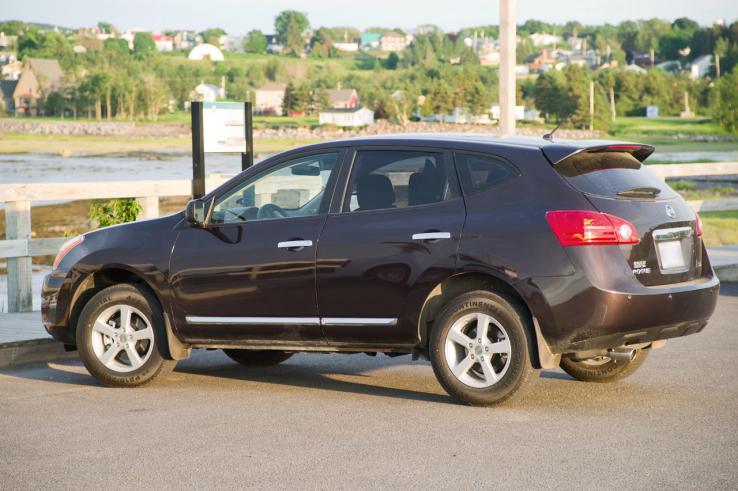 2011 Nissan Rogue Photos | Car Photos | TrueDelta