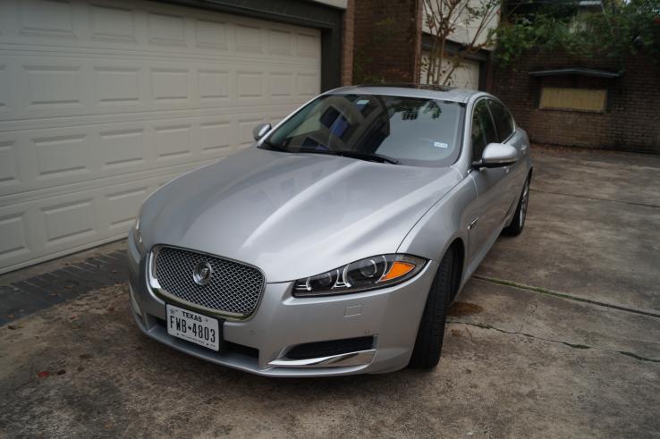Jaguar XF - an elegant replacement for the IS350