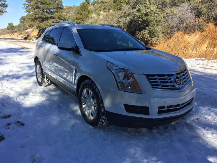 Cadillac SRX Photos | Car Photos | TrueDelta